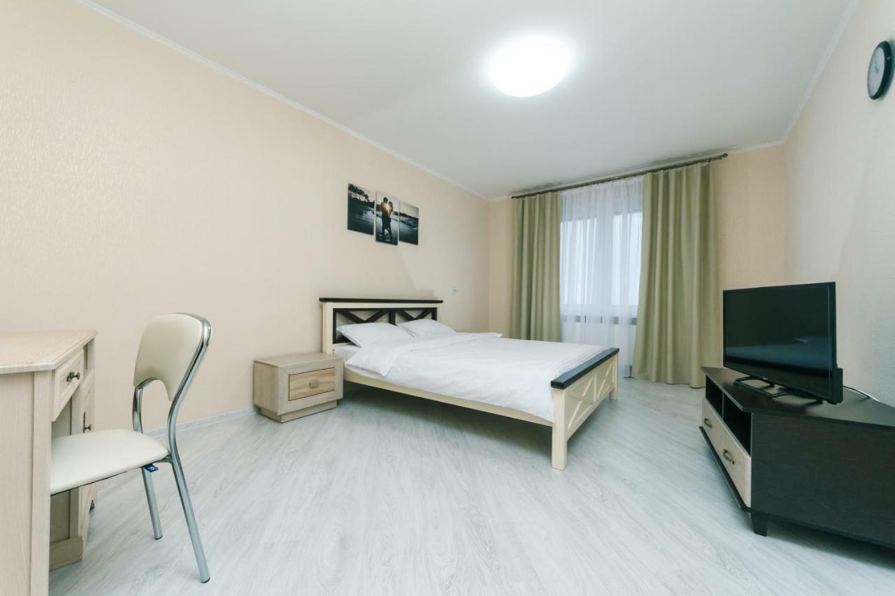 Видовая Квартира Yaroslavichi-2 Vychhorod Extérieur photo